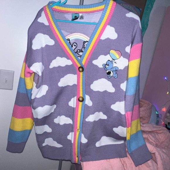Truffle Shuffle Care Bears Cloud Knitted Cardigan 🌈☁️ 🐻 💖💜 - Picture 4 of 10